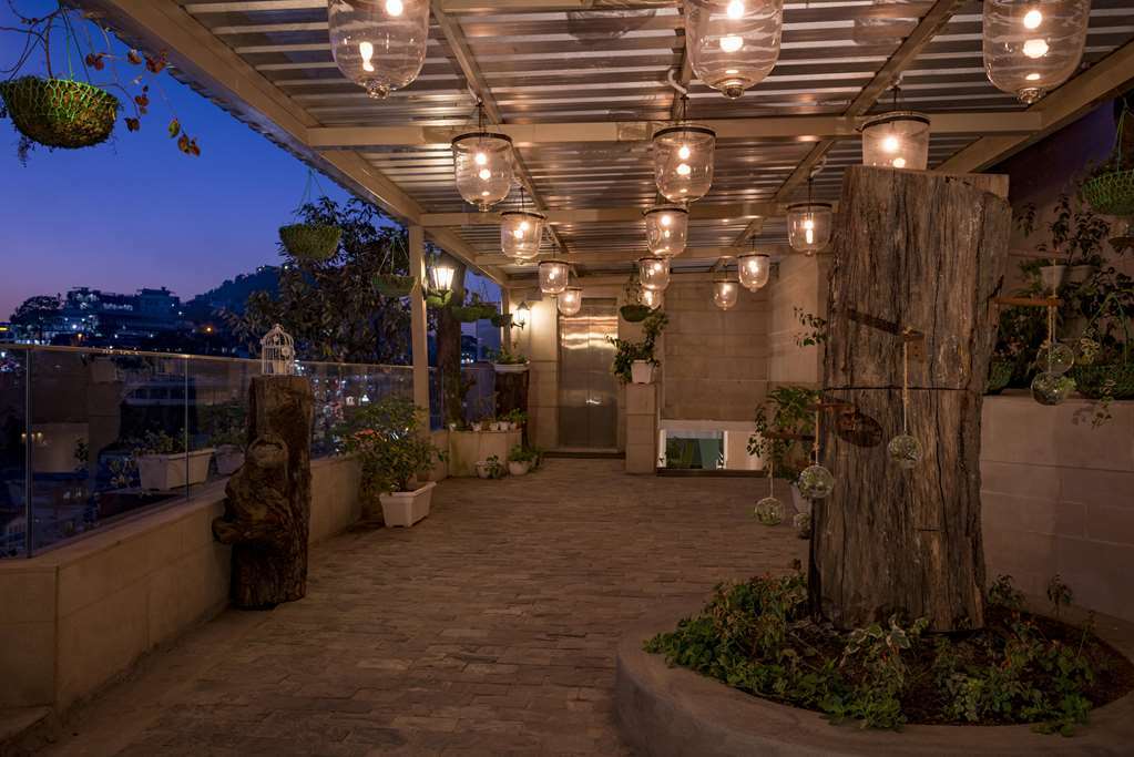 Mosaic Hotel Mussoorie Mallroad Удобства фото